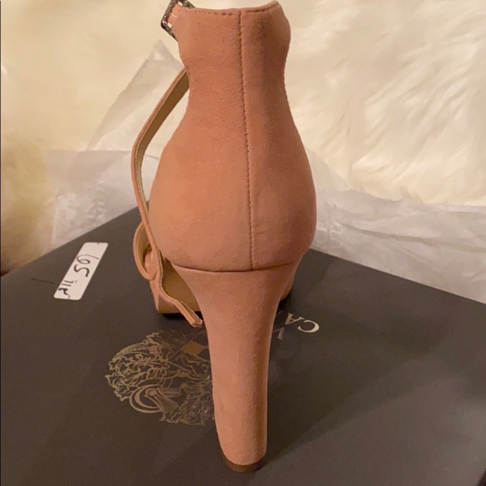 Vince Camuto -Sathina Platform Sandal - Picture 5 of 6